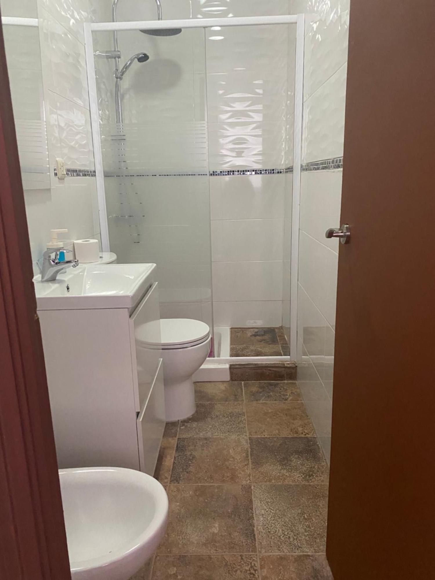 Apartamento Callejon Del Beso Seville Luaran gambar